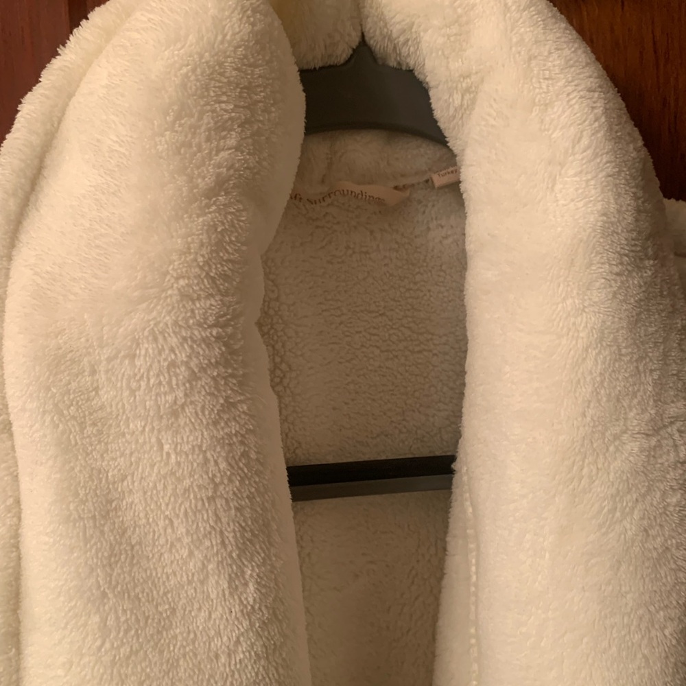 Soft Surroundings, Cream Color Wrap Robe, Belted,… - image 6